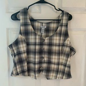 Sweater vest